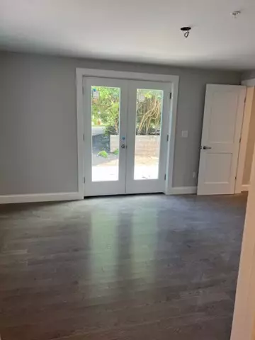 Harwich, MA 02645,328 Bank Street #5