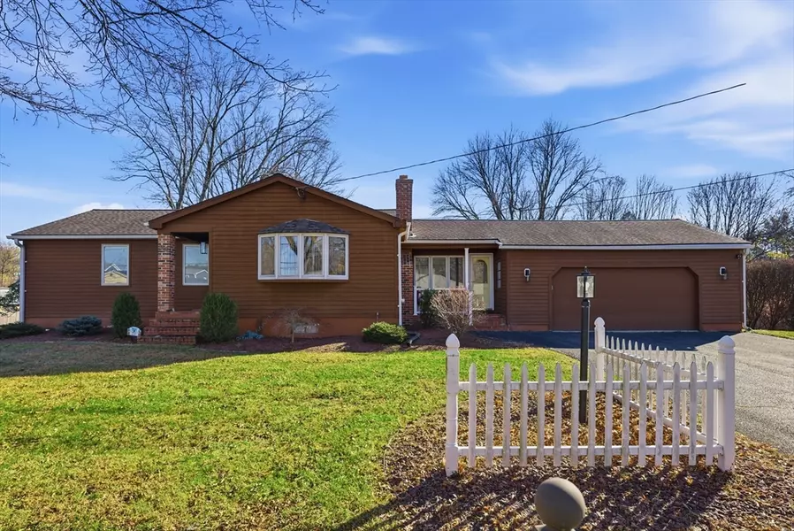 23 Peros Drive, Agawam, MA 01001