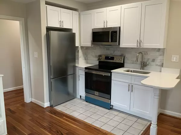 95 Broadway #2, Salem, MA 01970