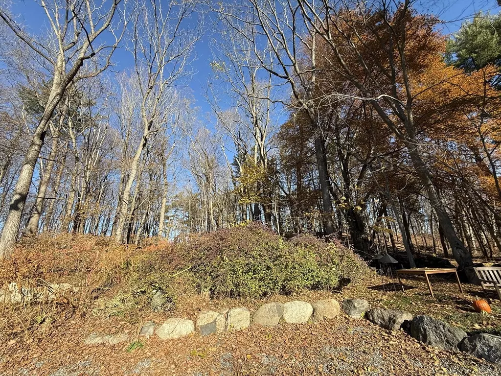 Amesbury, MA 01913,3 Laurel Place