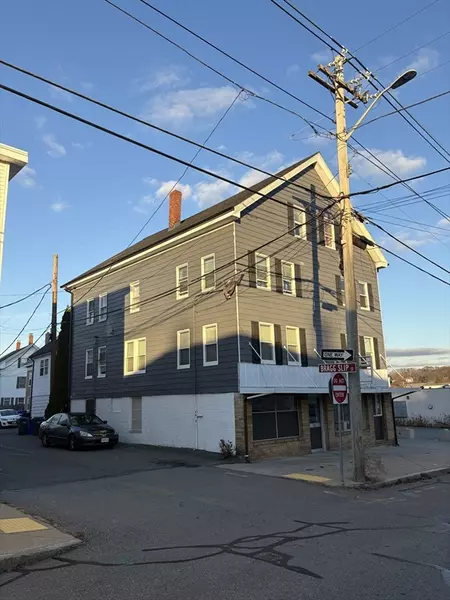 102-104 Central St, Milford, MA 01757