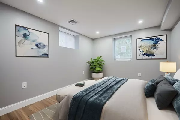 Revere, MA 02151,16 Hawes St