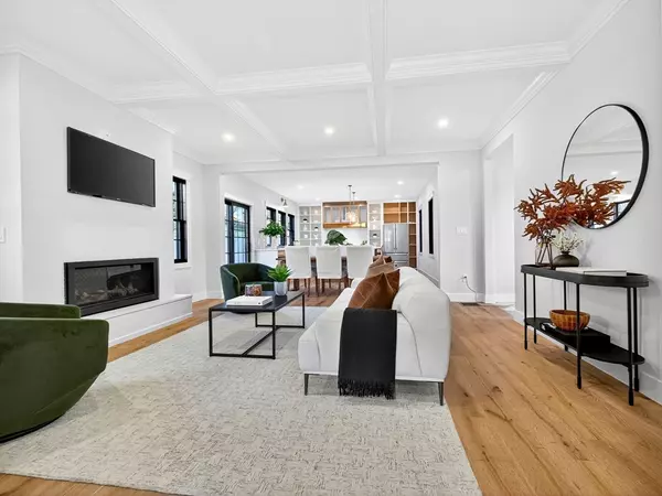 Arlington, MA 02474,167 Franklin St #167