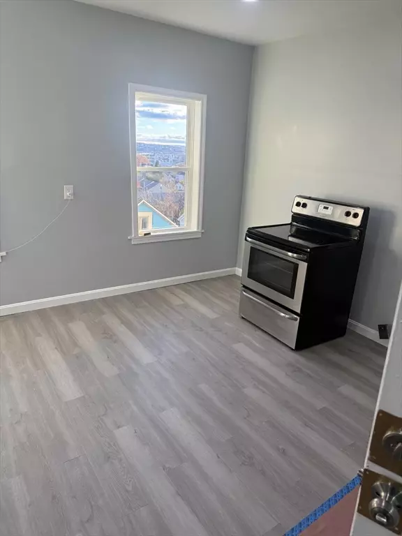 Worcester, MA 01605,87 Eastern Ave #2