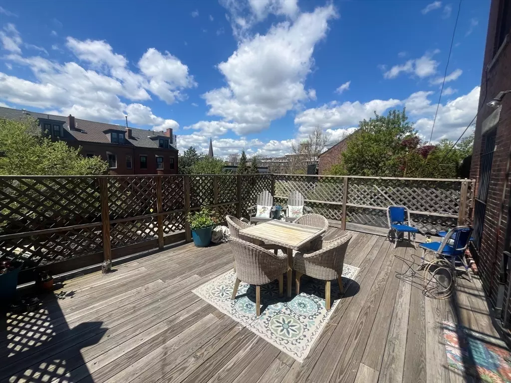 Boston, MA 02118,533 Massachusetts Ave #3