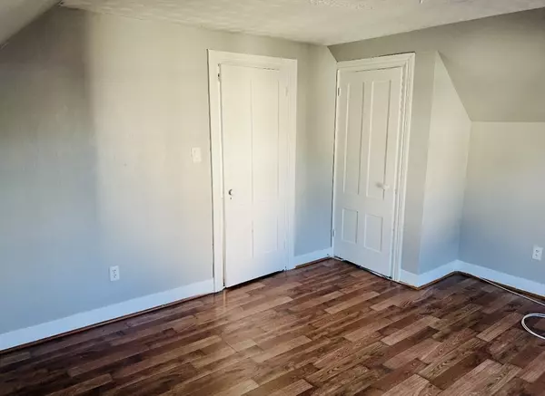 New Bedford, MA 02740,185 County Street #3