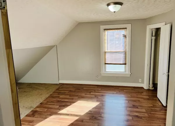 New Bedford, MA 02740,185 County Street #3