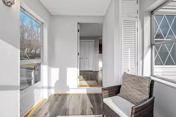 Worcester, MA 01607,10 Steele St.