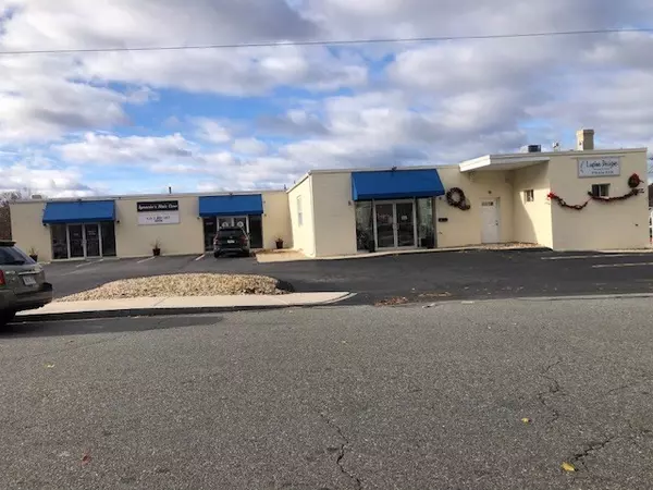 Dracut, MA 01826,1095R Lakeview Avenue #7