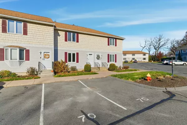 Chicopee, MA 01020,200 Lambert Terr #70