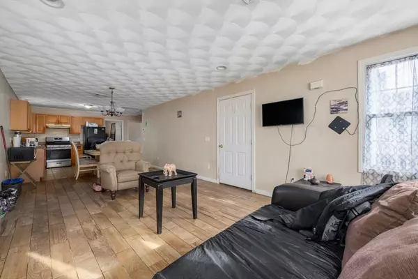 Providence, RI 02920,353 355 Manton Avenue