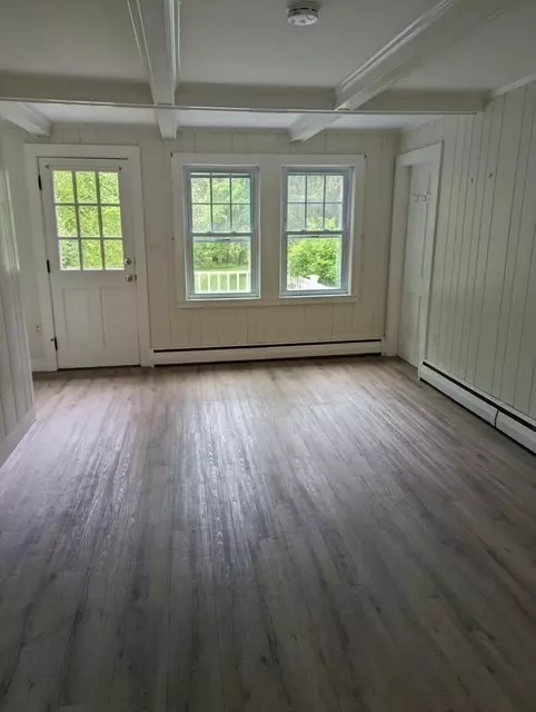 Ipswich, MA 01938,87 Topsfield Rd