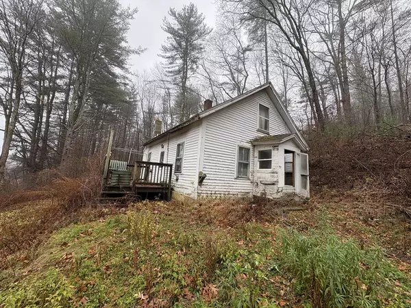 260 Wickaboag Valley Rd, West Brookfield, MA 01585