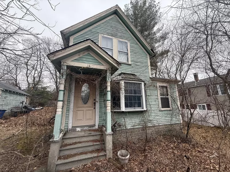 14 Maple Ave, Chelmsford, MA 01824