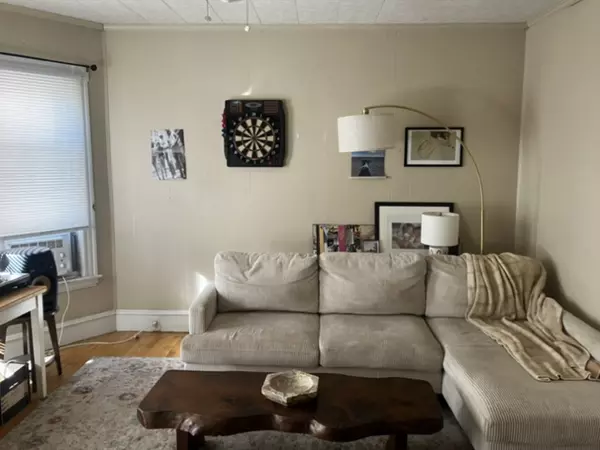 Somerville, MA 02144,377 Highland Ave #1