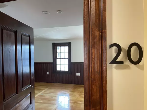 Leominster, MA 01453,41 Summer St #20