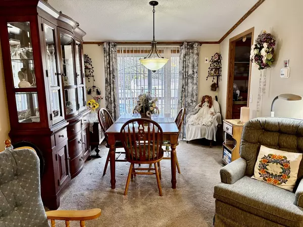 Barre, MA 01005,21 Varney Ln