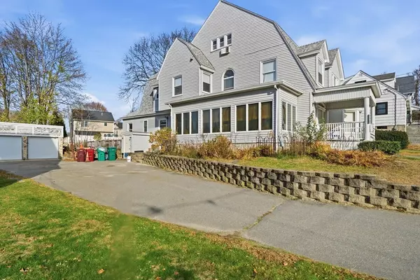 Lowell, MA 01850,88 Eleventh Street