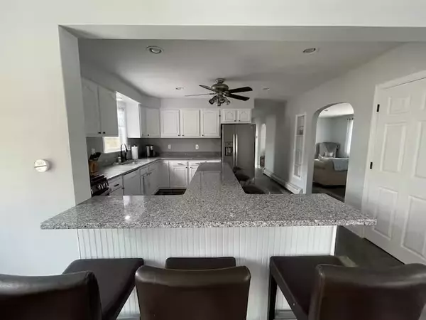 Swansea, MA 02777,297 Swansom Rd.