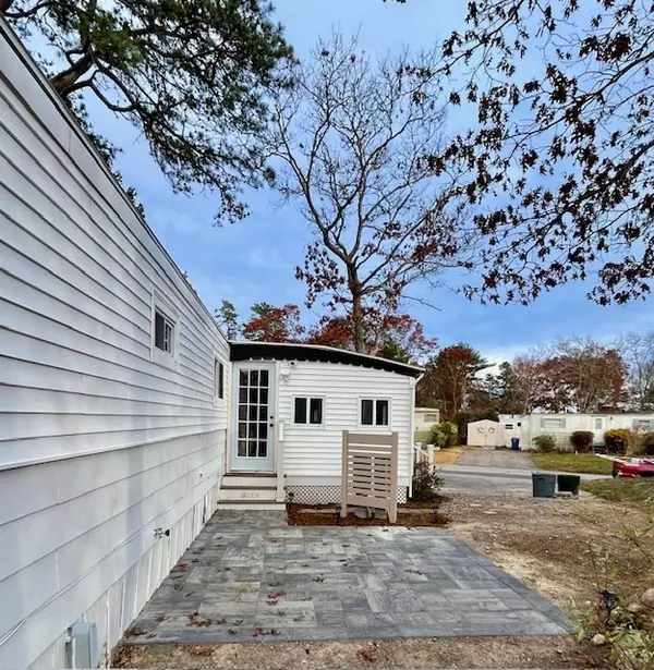 Wareham, MA 02571,87 Great Hill Drive