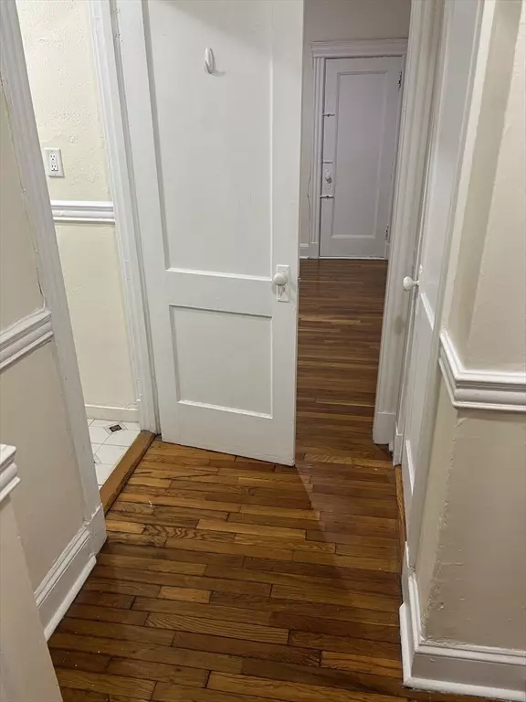 Boston, MA 02115,364 Riverway #15