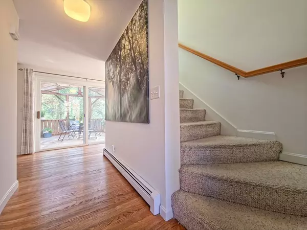 Falmouth, MA 02540,113 Blacksmith Shop Rd