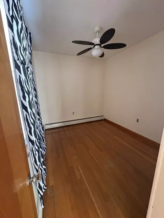 Peabody, MA 01960,53 Tracey Street #2