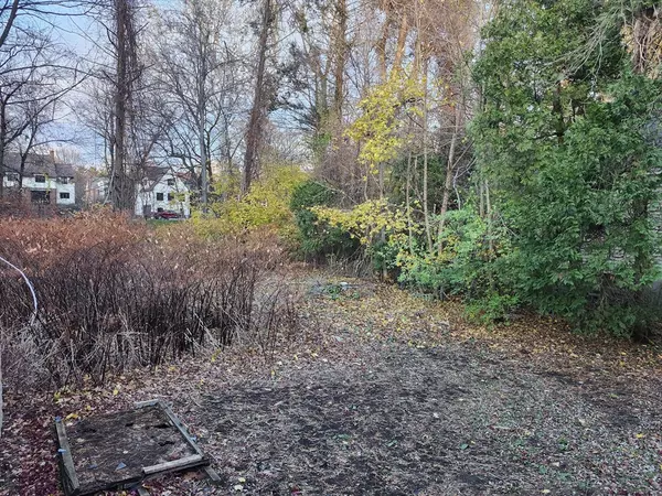 Longmeadow, MA 01106,32 Edgewood Ave