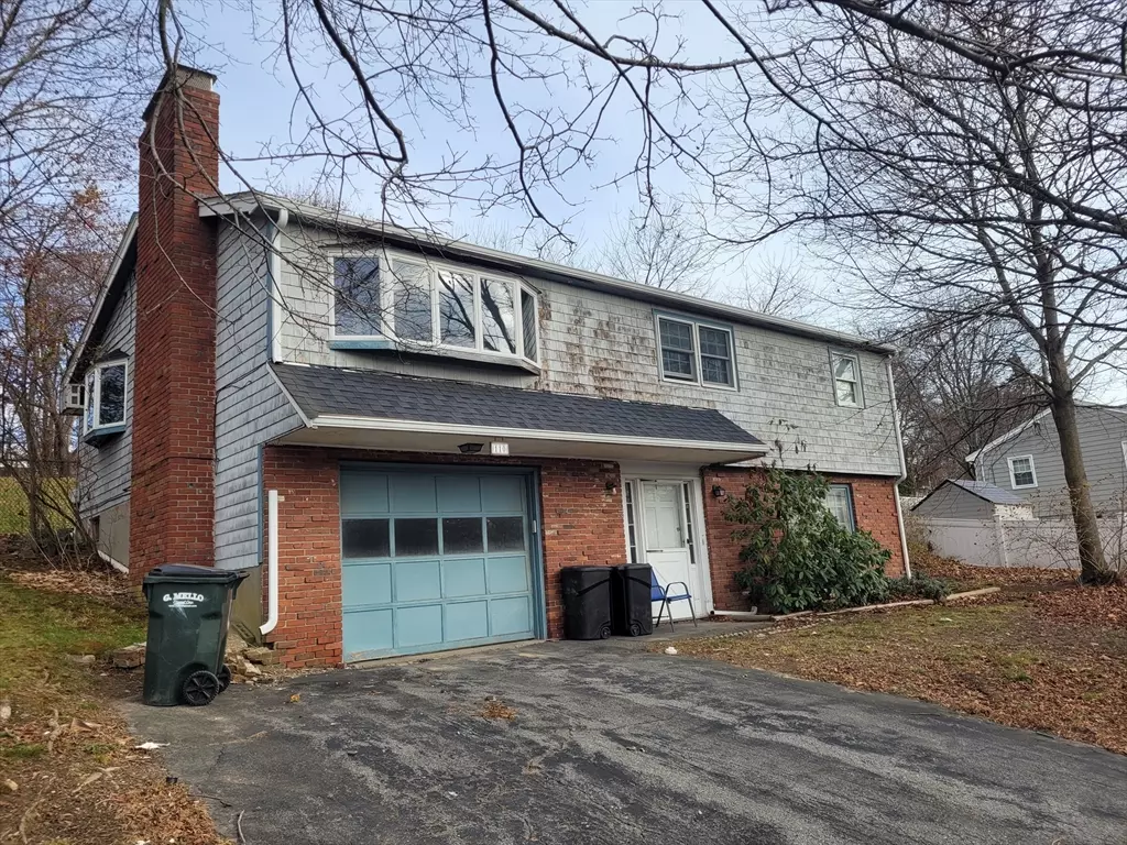 Newburyport, MA 01950,110 Low St