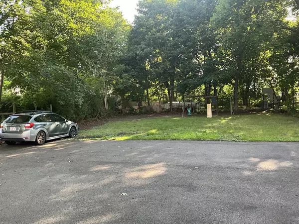 Rockland, MA 02370,50 Linden Park