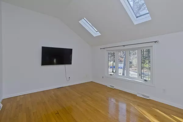 Billerica, MA 01821,44 Connolly Rd