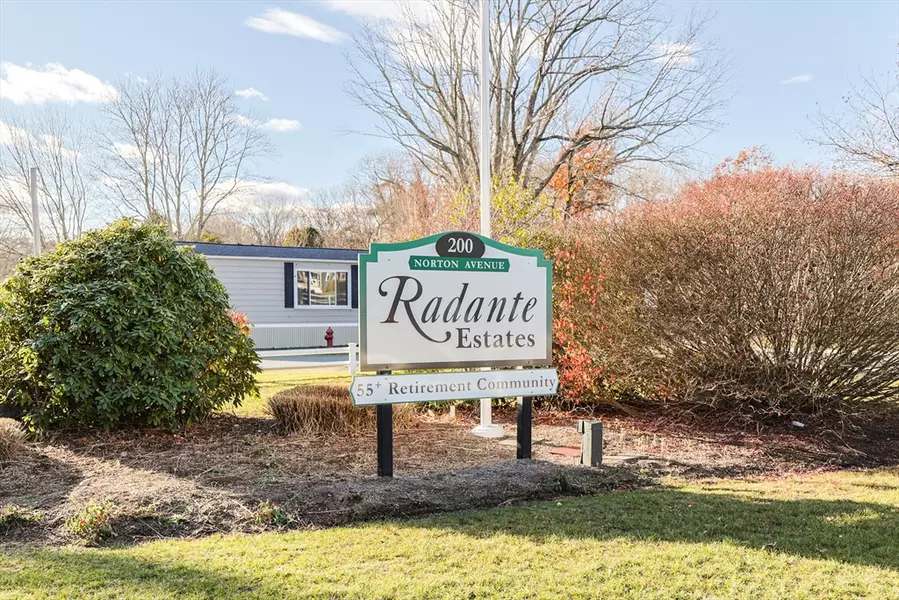 2 Riverway Street, Taunton, MA 02780