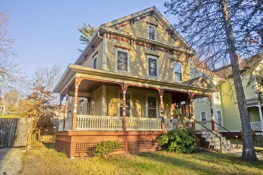 115 Thompson St, Springfield, MA 01109