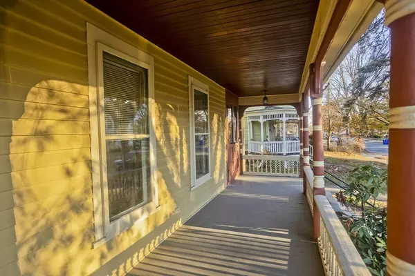 Springfield, MA 01109,115 Thompson St