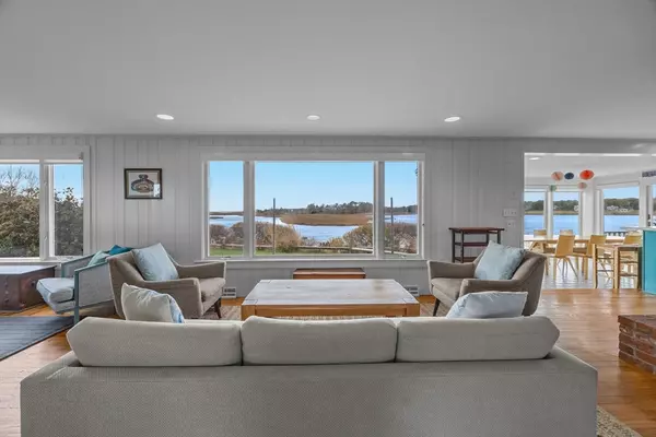 Chatham, MA 02633,92 Indian Trail