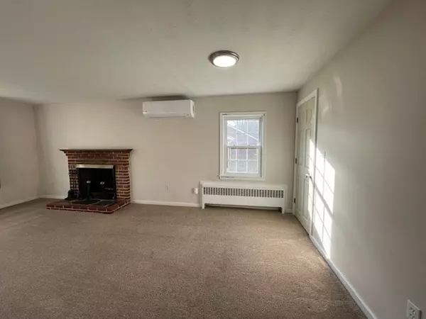 Grafton, MA 01536,15 Jay St