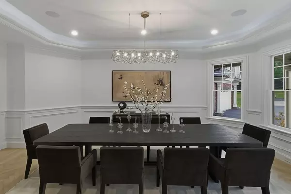 Brookline, MA 02467,88 Cutler Ln