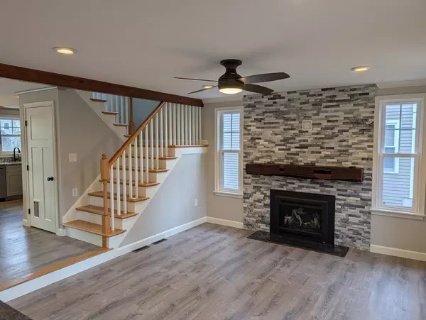 Chelmsford, MA 01863,330 Wellman Ave.