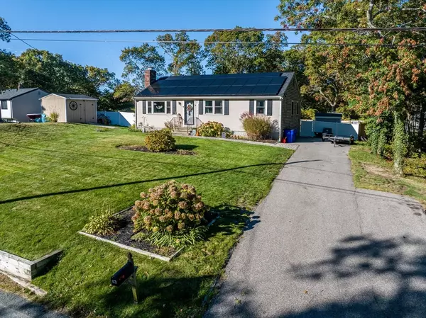 63 Thom Ave, Bourne, MA 02532