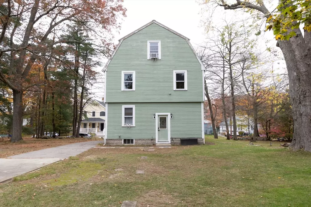 Westwood, MA 02090,39 Bayley Street