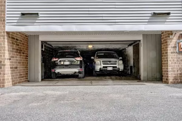 Newton, MA 02458,9-17 Baldwin St #15C