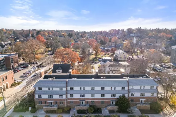 Newton, MA 02458,9-17 Baldwin St #15C