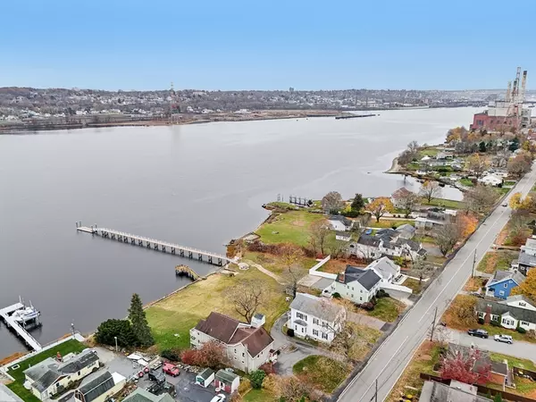 Somerset, MA 02726,2396 Riverside Ave