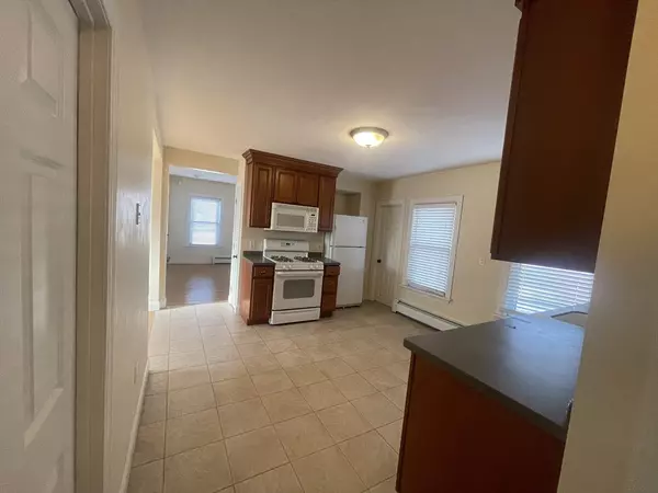 Worcester, MA 01604,363 Shrewsbury #2