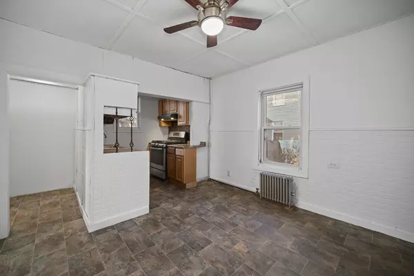 Springfield, MA 01107,78 Lowell St