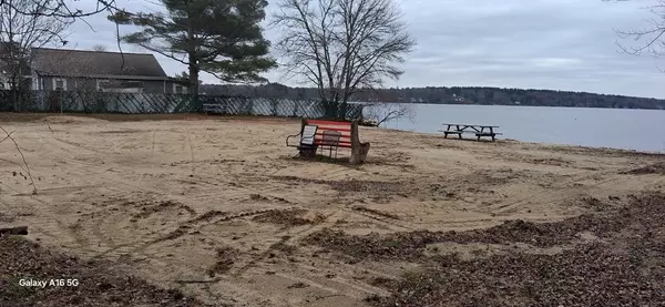 Lakeville, MA 02347,00 Island Rd