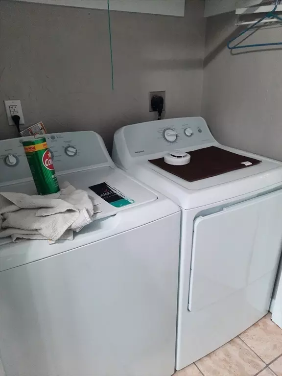 Plymouth, MA 02360,633 Wareham St. #1