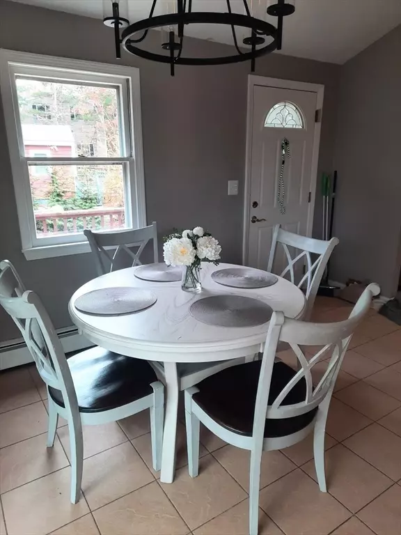 Plymouth, MA 02360,633 Wareham St. #1