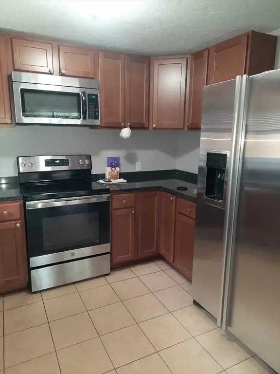 Plymouth, MA 02360,633 Wareham St. #1