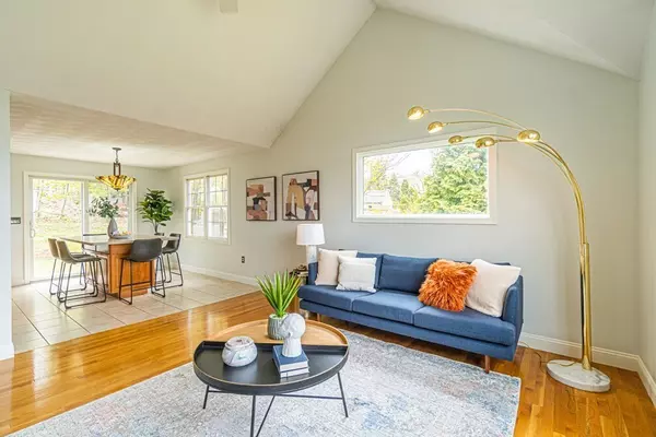 Woburn, MA 01801,32 Waltham St